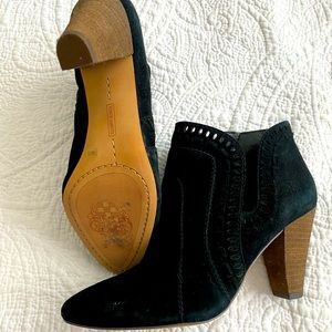 Vince Camuto black bootie